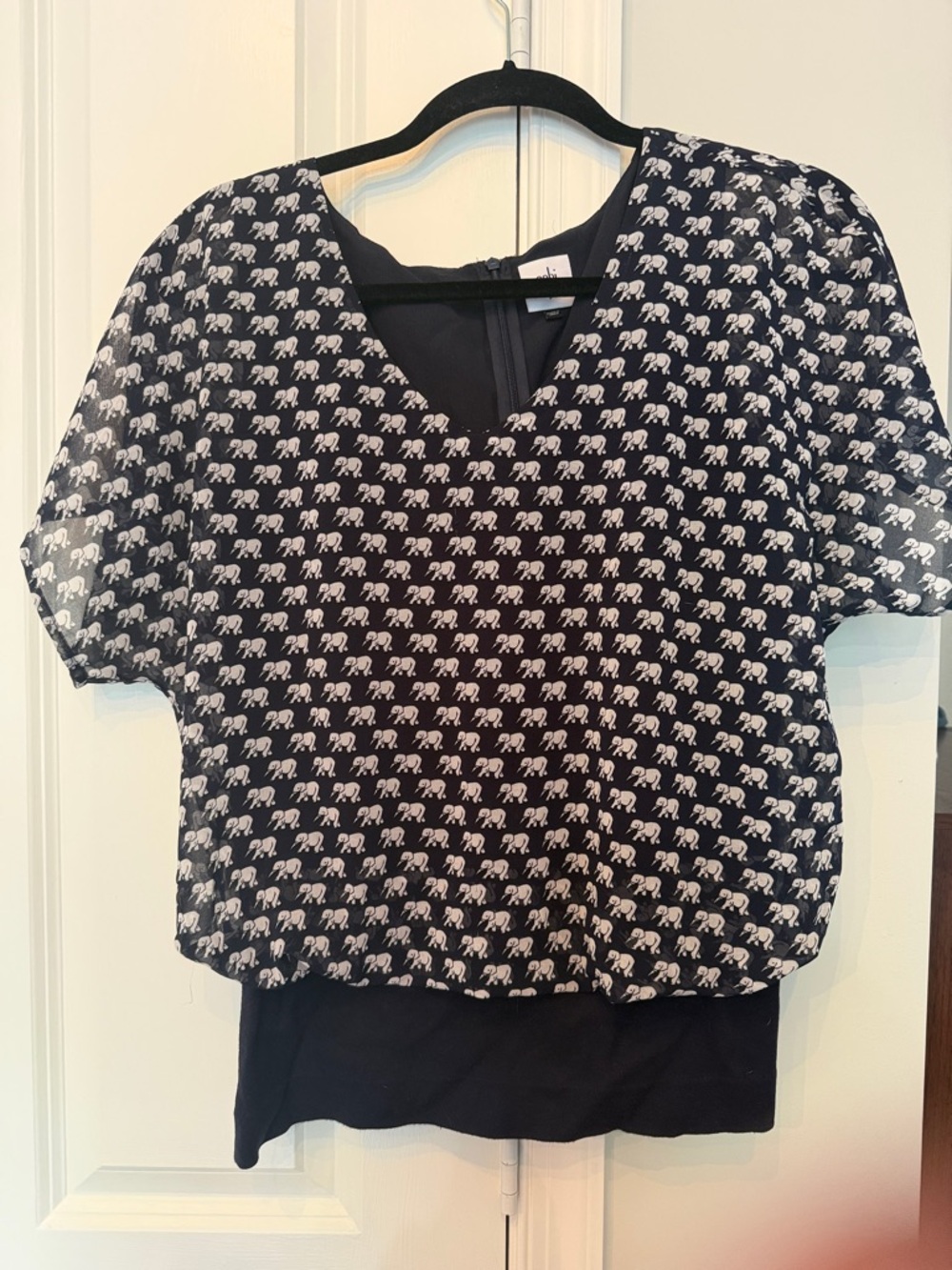 Cabi Navy and White Elephant Print Women's Blouse
